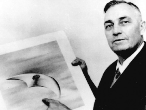 Craziest Stories of UFO Encounters according to Gizmopod - The Arnold Encounter